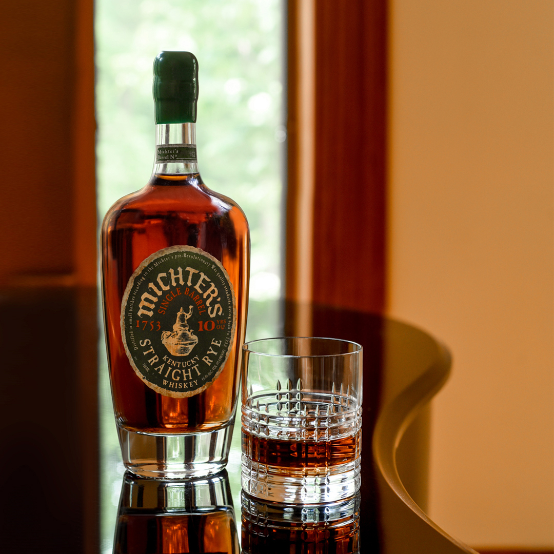 INTERNATIONAL 700ml_10 Year Rye_Lifestyle_2020
